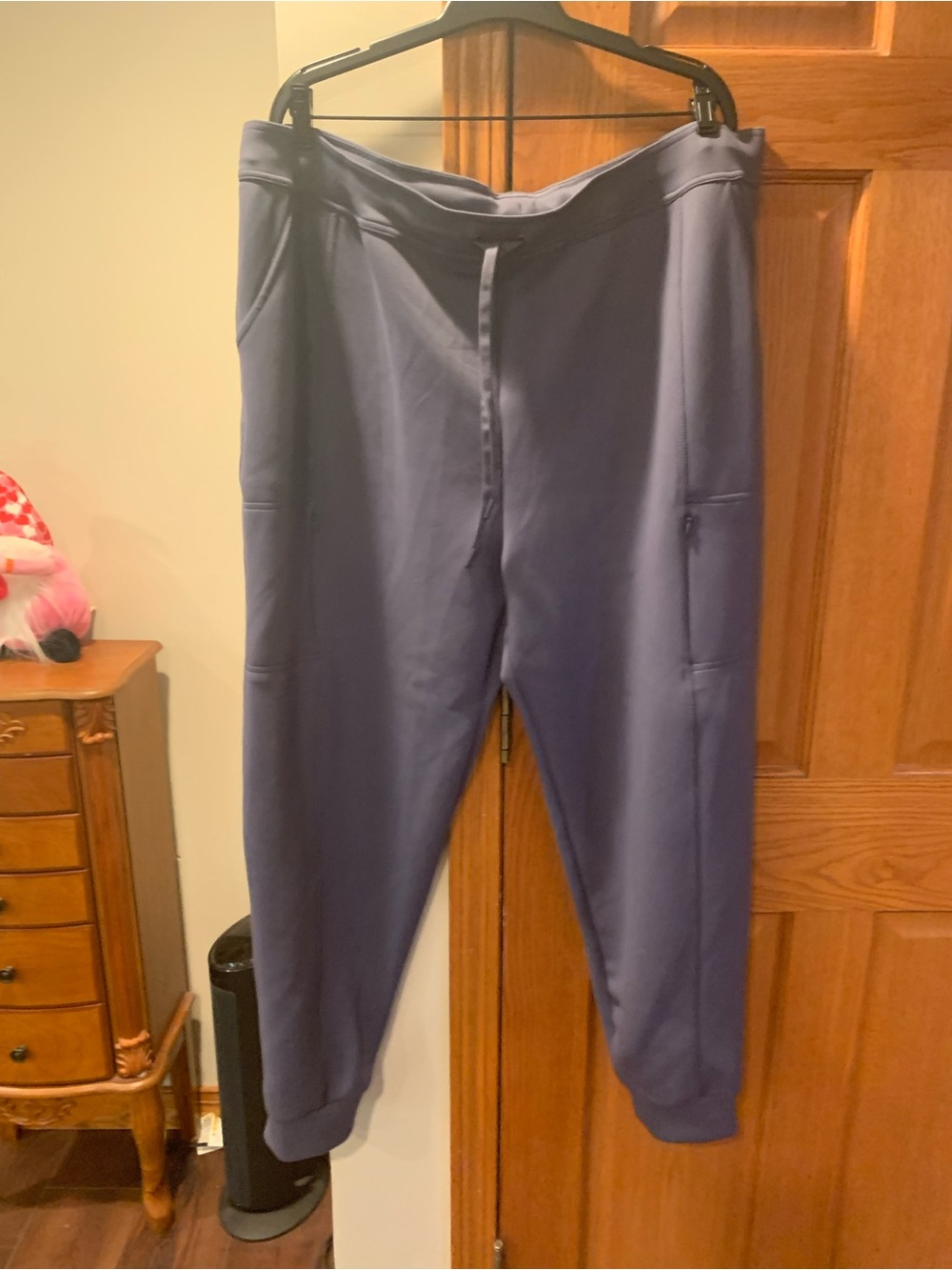 Woman’s 32 Degrees Navy Blue Athletic Jogger Pants. Size XXL